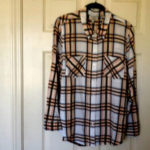 Plaid lightweight shirt. LG